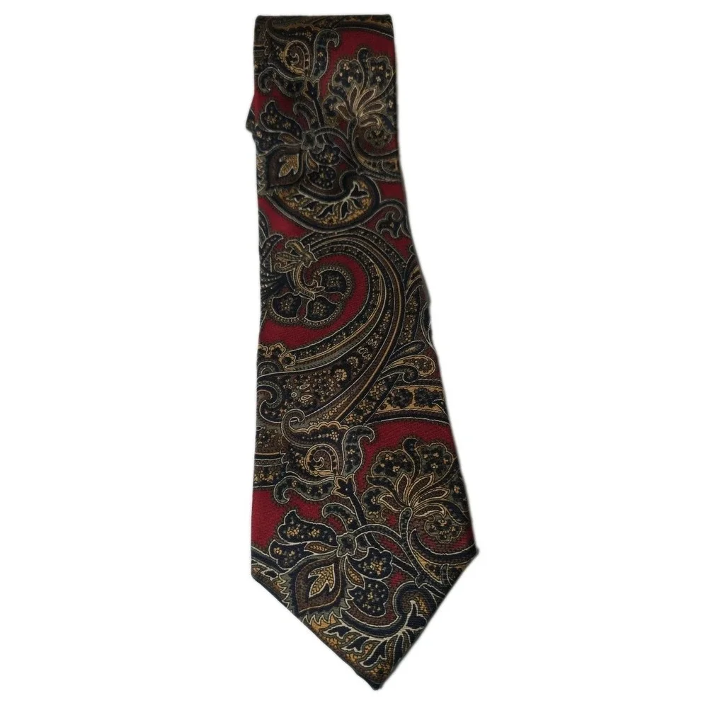 Christian D Men's Red Silk Paisley Necktie Made In USA Fabric Woven In Italy